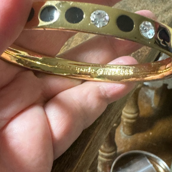 Kate Spade gold with Black Enamel Dots Rhinestone Bangle Spot the Spade ♠️ - Picture 4 of 4